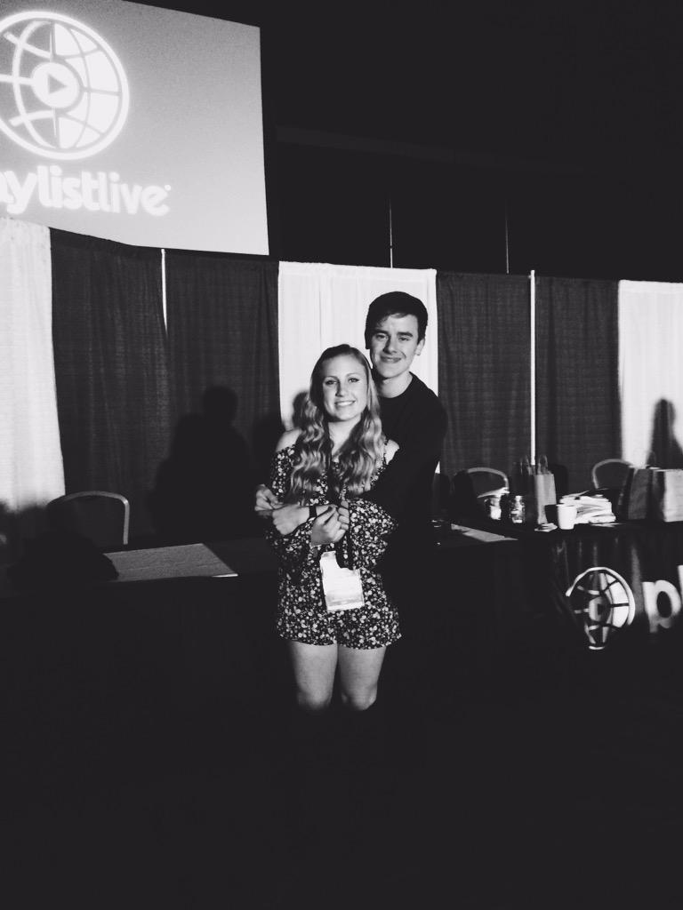 felinefranta's tweet photo. @ConnorFranta hey look it's us!! http://t.co/aZ7Vqu0v5j