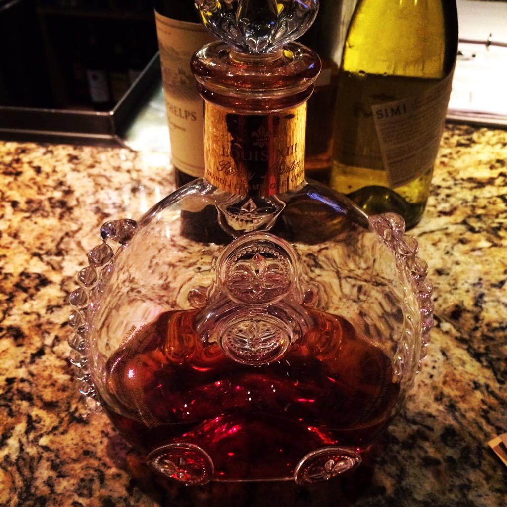 GeoTheBartender's tweet photo. I love Loui !!! http://t.co/qyBQhAYagt