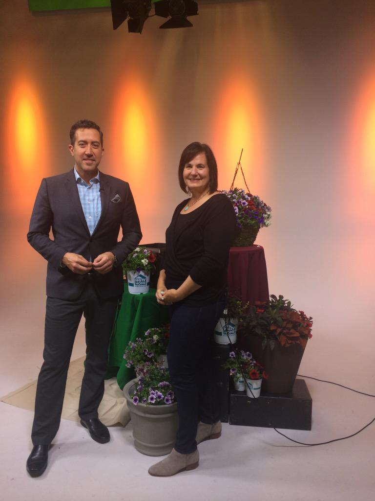 agricolaknows's tweet image. Heidi is talking about #onestepstyle with @_davemorris on @NewsOK later this week! #hgtvhomeplants