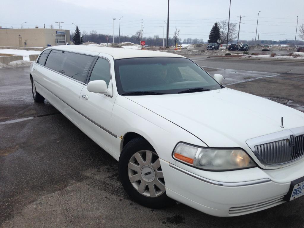 KnightLimo's tweet image. Bah! Spell checker. You test me once more into the fray!