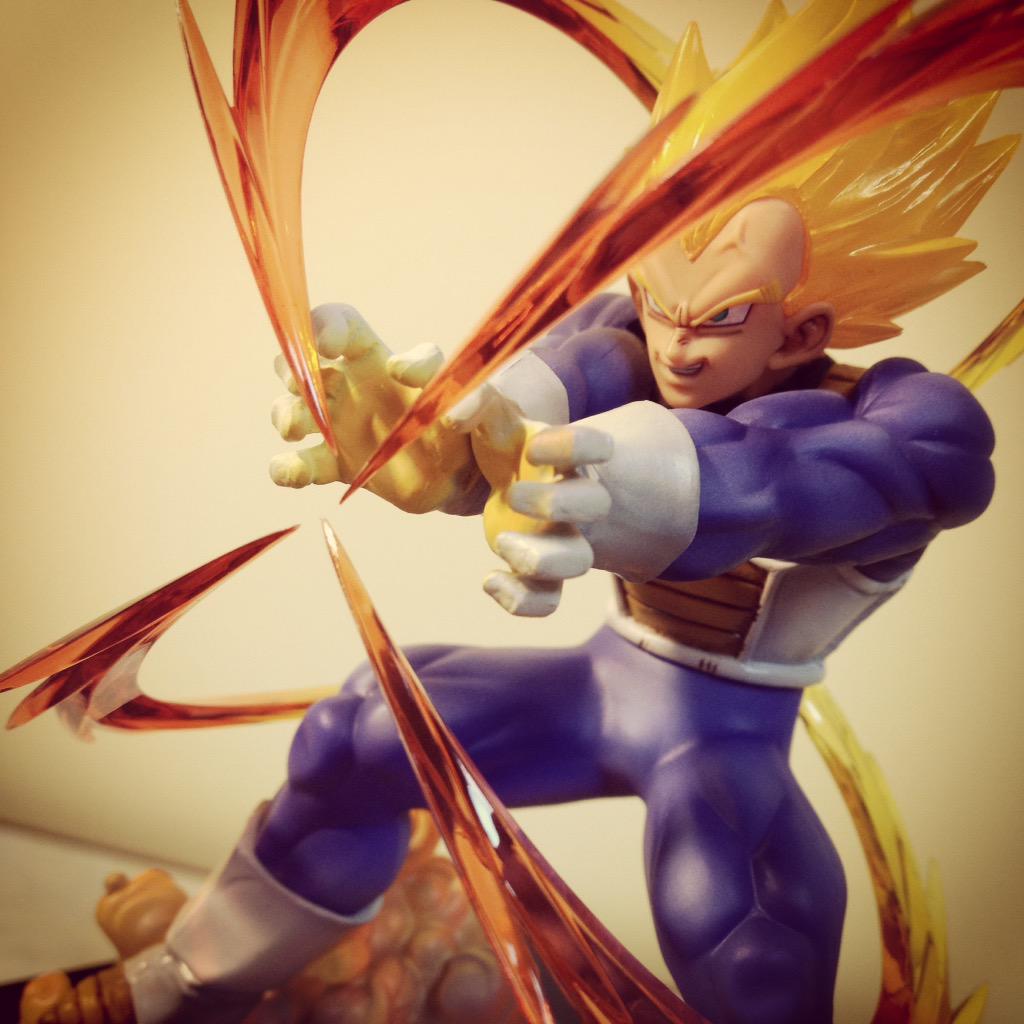 ViewtifulBeck's tweet image. #Vegeta #FinalFlash #DBZ #OVER9000 #everythingthelighttouches