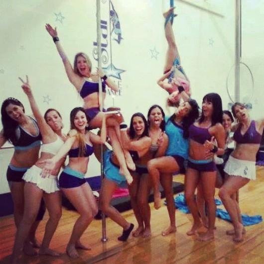 bea868's tweet photo. Recordando buenos tiempos @kimberleybosch  @tabyformosa  @lisbeth1326 @andreamisspole  @Keryne @Franleska http://t.co/dzDnWmrsHg
