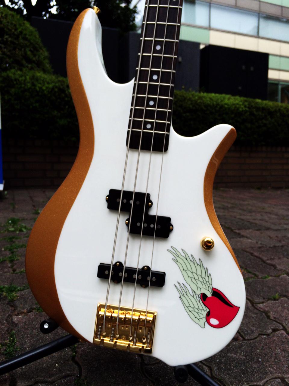 X-এ ESP Guitar Workshop: 