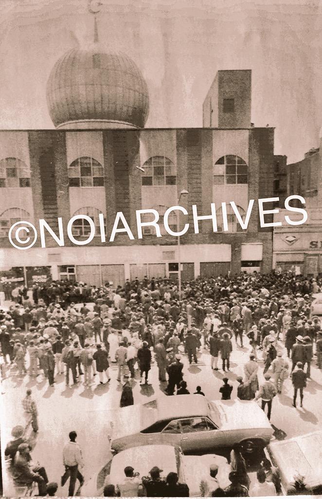 CarlosMuhammad1's tweet image. Another View Of The 4/14/1972 NYC Police Attack On Mosque #7 In Harlem. #NOIARCHIVES @BrotherJesse @AbelMuhammad