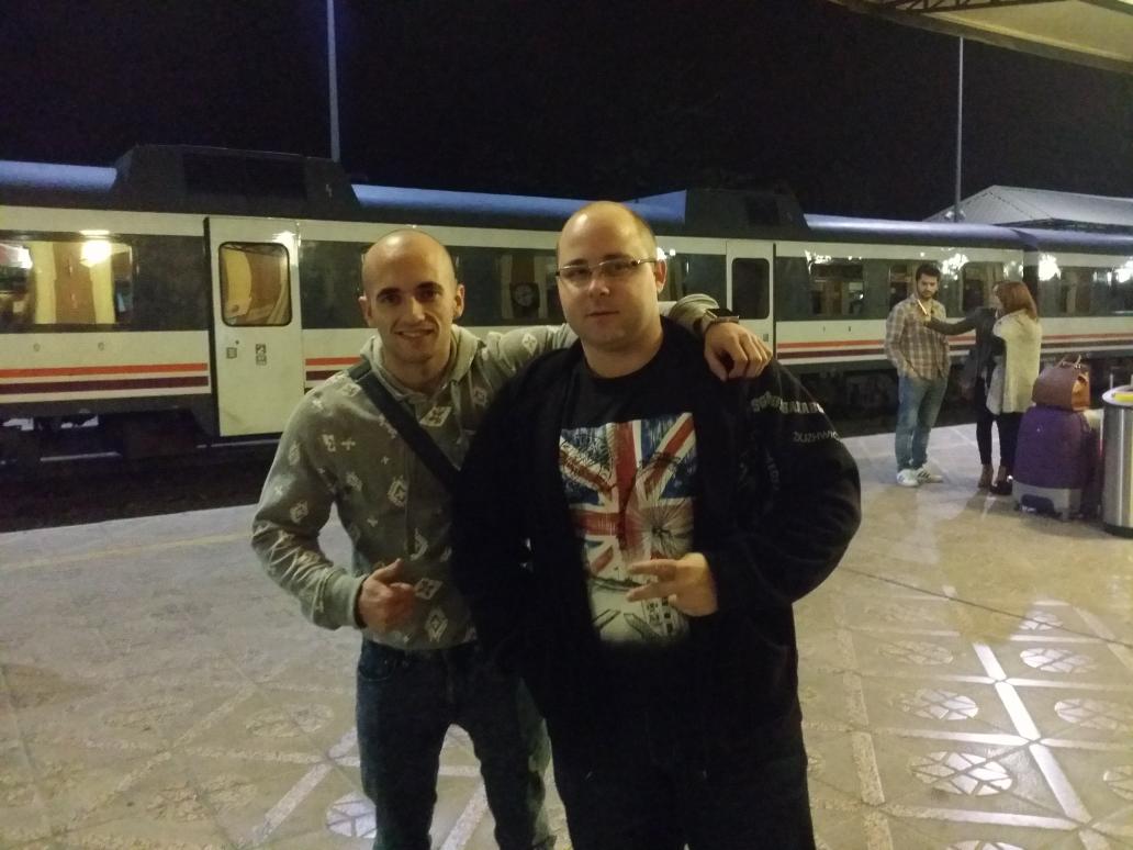 AlFa6388's tweet photo. Salimos para Madrid... 😎 http://t.co/wnacHdLQwN