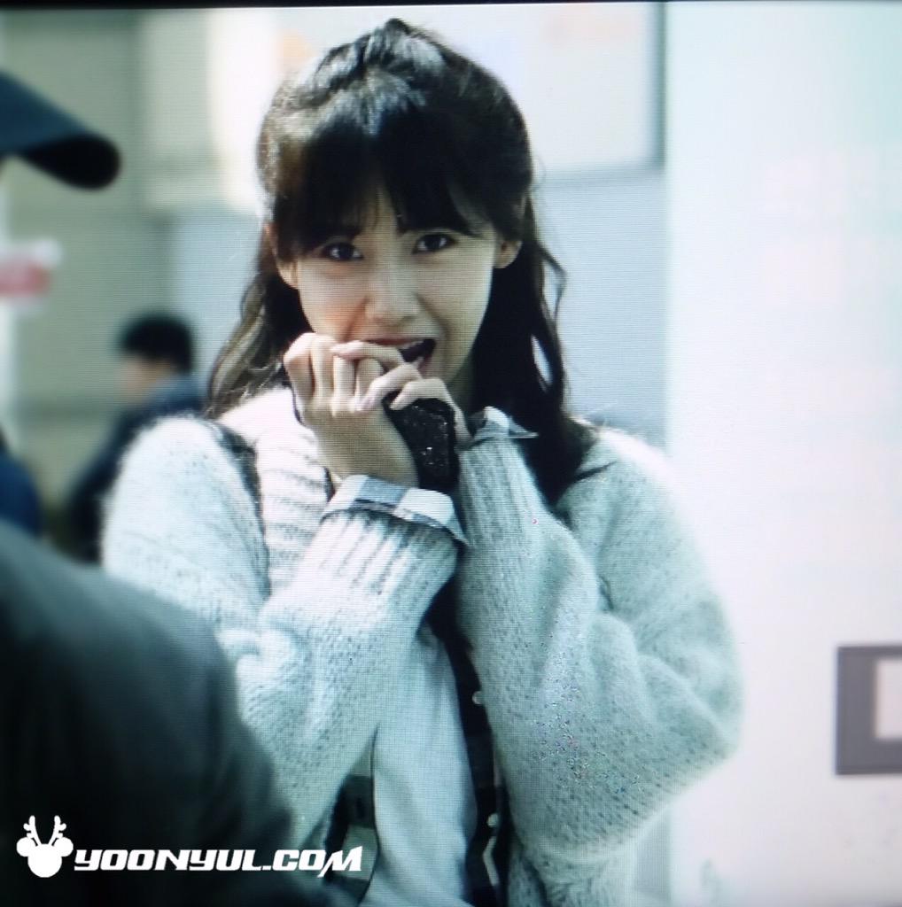 [PIC][15-04-2015]YoonA xuất phát đi Trung Quốc vào trưa nay CCmr-MXW4AEnpFc