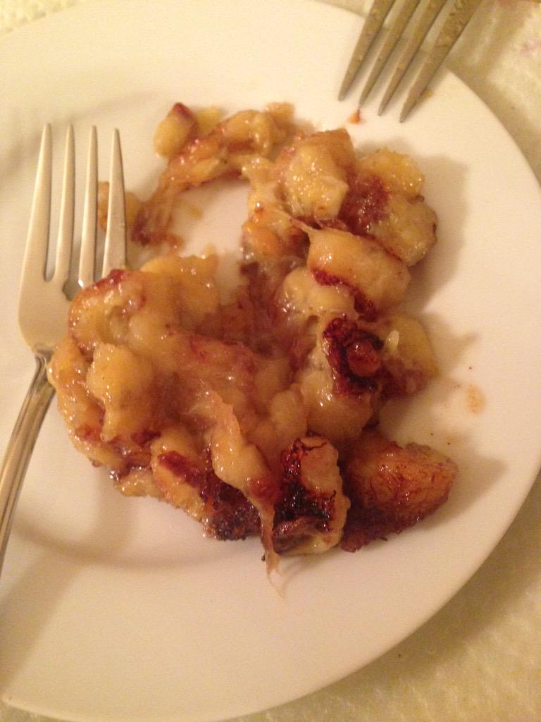 mrsiv35's tweet photo. @tyler_gendron made dessert tonight. #bananamush #WTFisThis #back2drawingboard @Tingeys49ers @Steiner_8 @24_Maitland http://t.co/9h50lM52Ek
