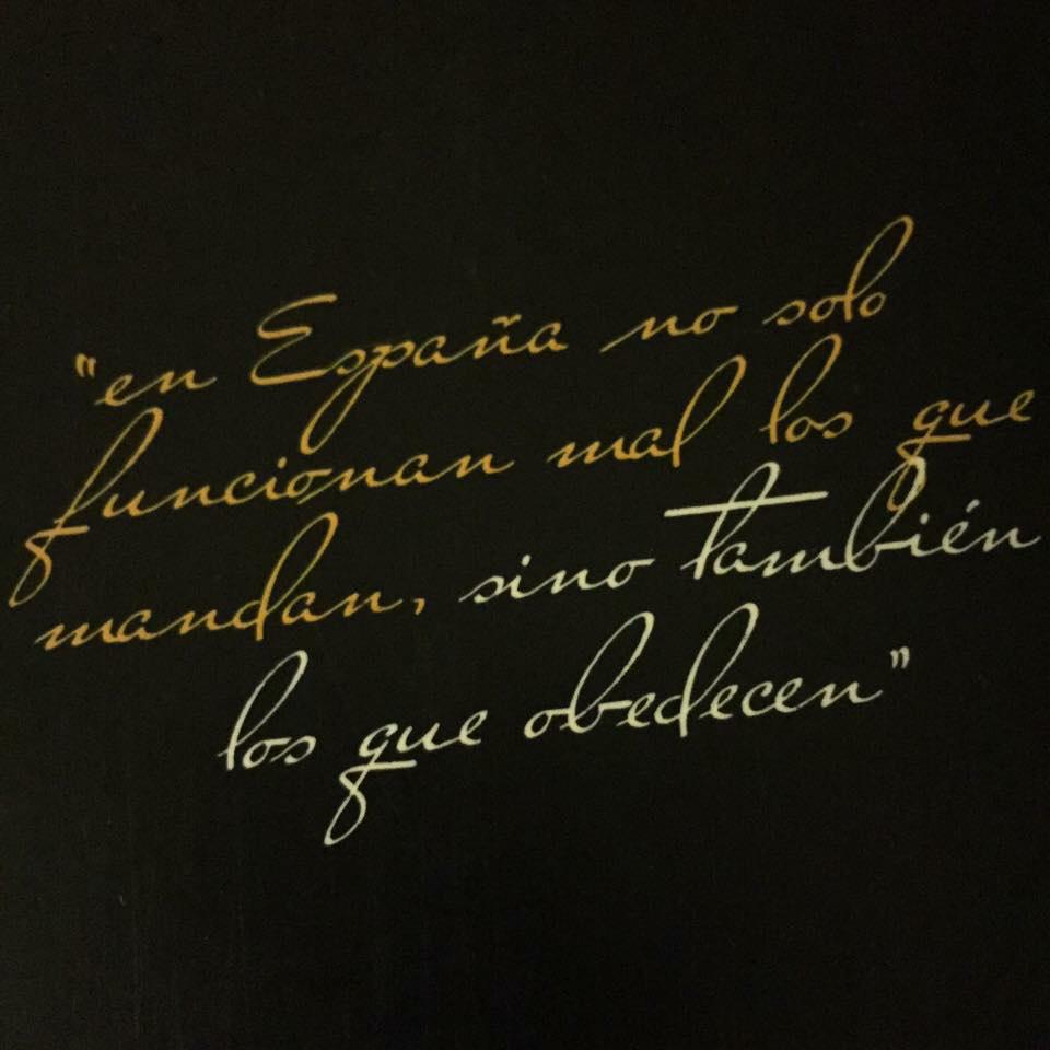 FilmBayona's tweet photo. Unan este texto de la Concejala de Cultura Valenciana y este otro de Fernán Gómez. Saquen conclusiones. Vía @j_giner. http://t.co/EvXa7BzOnL
