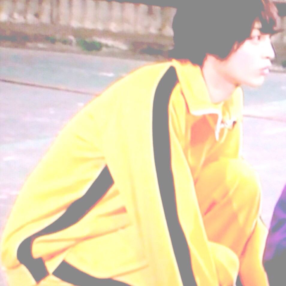 1632__Ki's tweet photo. /.

           ﾛｸﾞｱｳﾄ   
         次垢知りたい人反応設楽行く
       後好きな人

_ http://t.co/ak3uCCNOUr