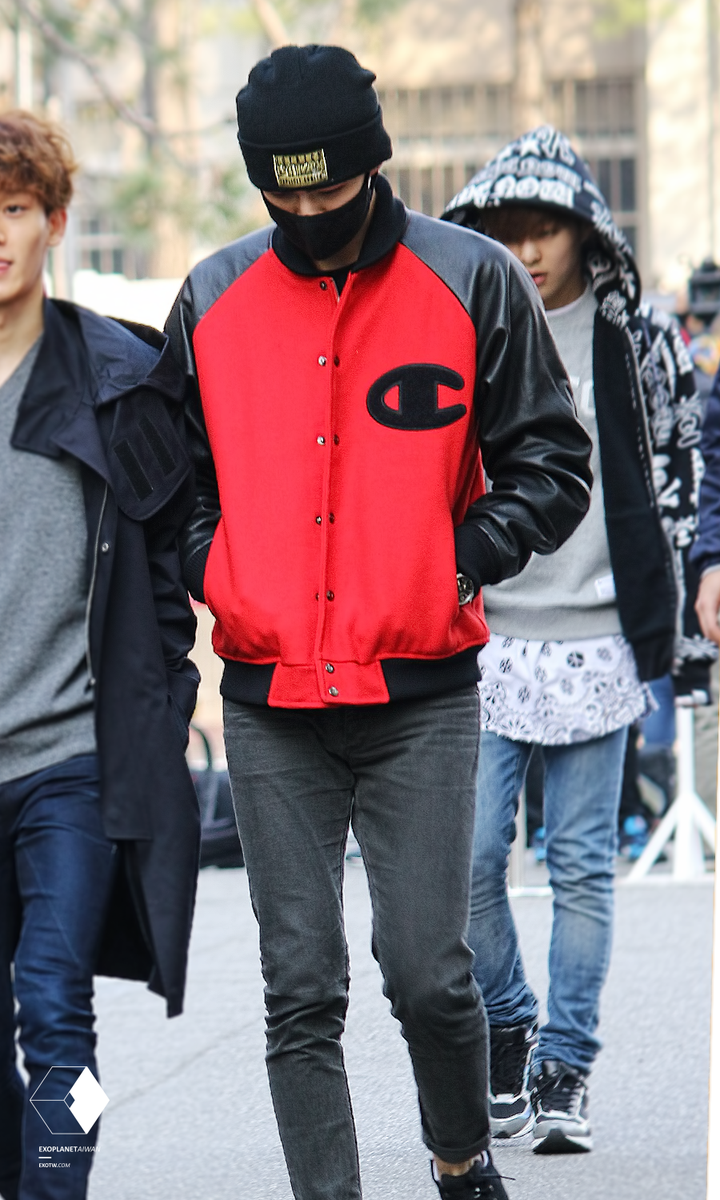 EXOPtw's tweet photo. [UPDATE] 150410 KBS Music Bank http://t.co/XyLWaPtqQi http://t.co/UmERKlHnAz