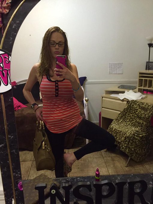 Watch Katie Kox's leaked NSFW photo on TwXstars