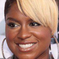 Happy birthday to Damien Wayans, Linda Perry, Flex Alexander,Ester Dean, Iyaz,&Maisie Williams! 