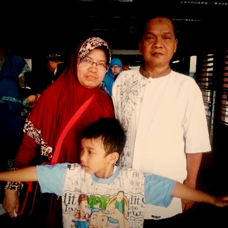 megaa tweet media