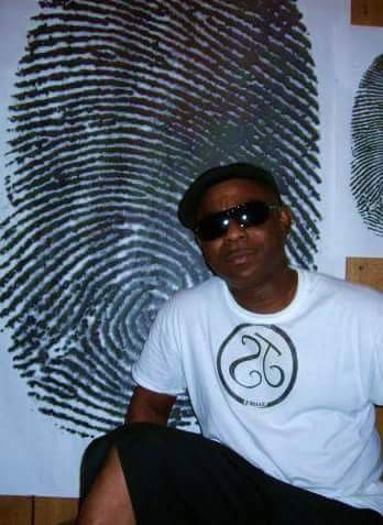 JOHNWHITEJR's tweet photo. The early days of JOHNNY SHADES!!✊ http://t.co/gpxK67hlOK