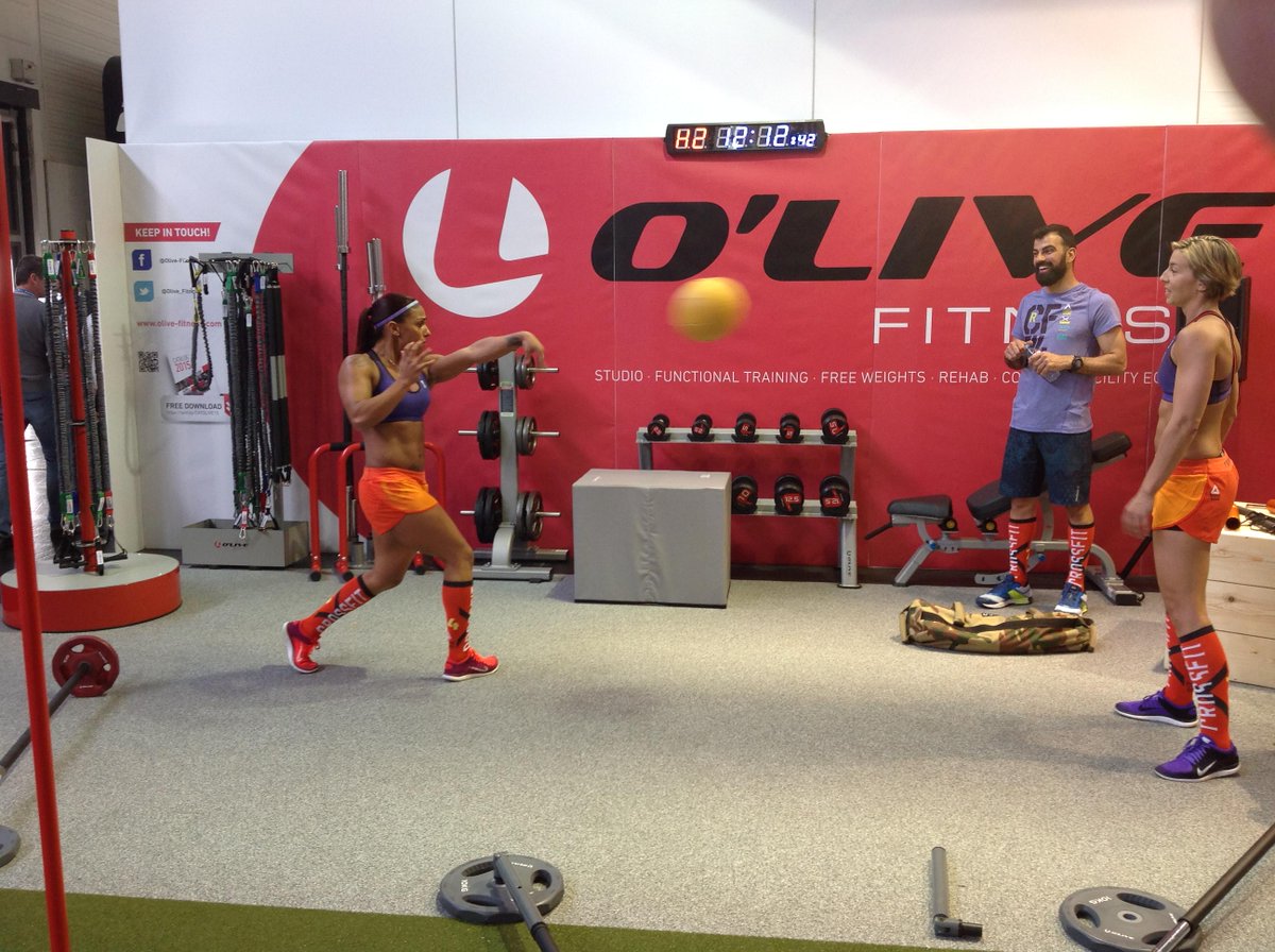 OLIVE_FITNESS's tweet photo. #Fitness Training exhibitions and more! in #fibo2015 http://t.co/b2MI7d3w02