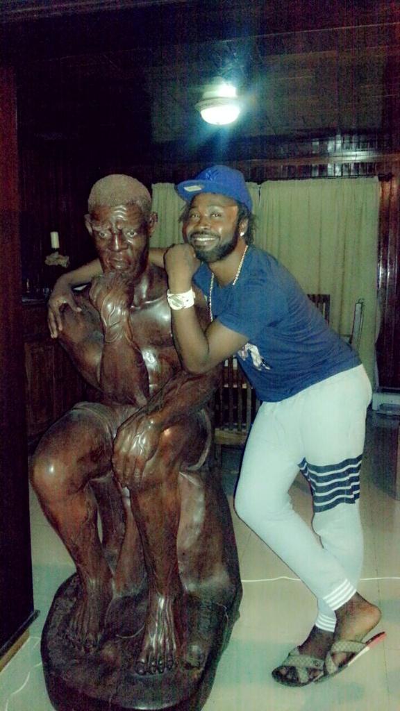 LXG_Kass's tweet photo. Flying Sierra Leone high in terms of entertainment. ........ LXG on-top. ........ http://t.co/4fXmvFv4GQ