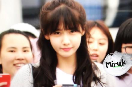 [PIC][15-04-2015]YoonA xuất phát đi Trung Quốc vào trưa nay CCnljCtWMAE2LC5