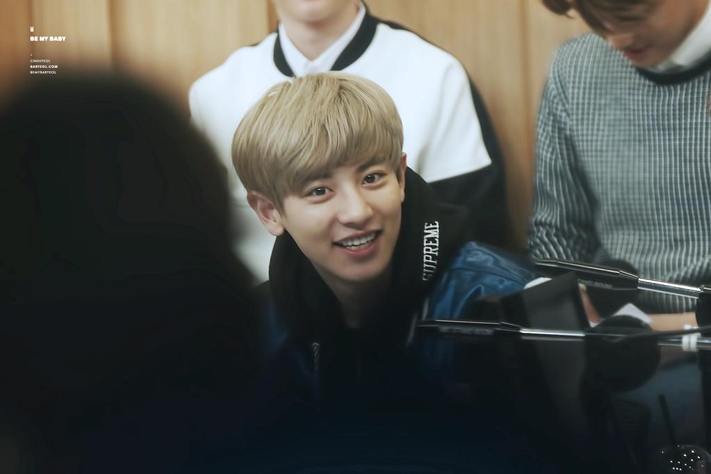 junsoojng's tweet photo. "@knockknock0408: [HQ] 150413 CHANYEOL cr.BE MY BABY
https://t.co/CeTdaXR3Bx http://t.co/rFkV7bdHRd"