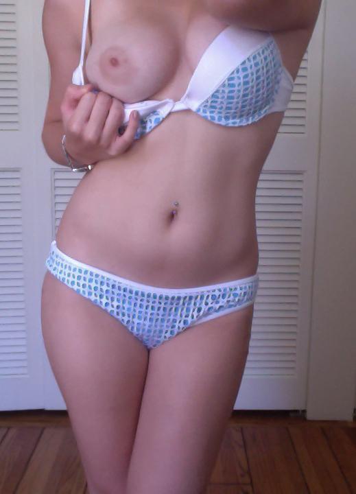 MyTopSelfies's tweet photo. Sexy Tease
#teasing
#sexytease
#sexypanties
#topless http://t.co/YL5NgjoBN5