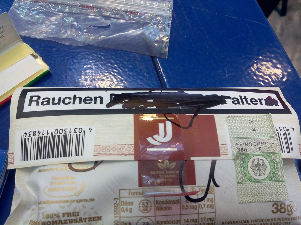 Dylan88D's tweet photo. Neue Motivationssprüche zum rauchen, falls einem die Lust vergeht #Marlboro http://t.co/XFbZNMNTsu