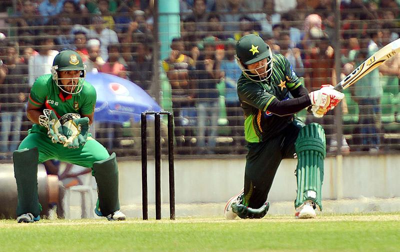 BCBtigers's tweet photo. #PAKvBCBXI at Fatullah- In Images: http://t.co/WsatEs2bqZ http://t.co/OHCyvSONVF