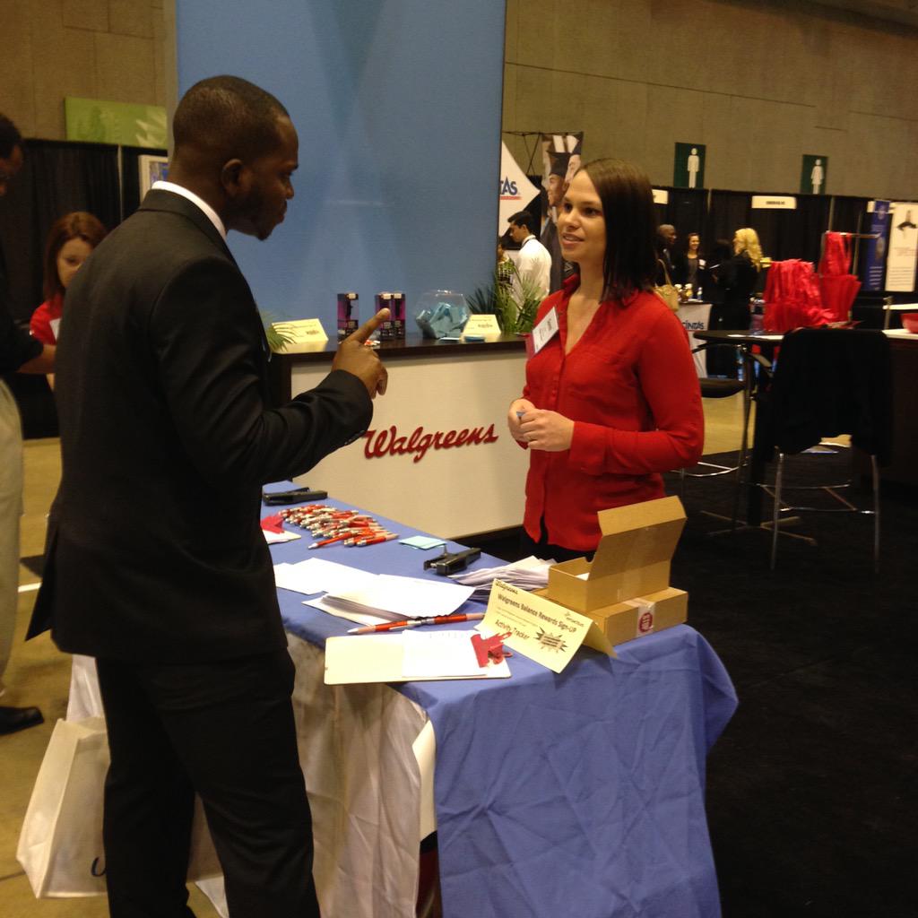WAGoncampus's tweet photo. Walgreens reps @Enactus_USA Nationals! http://t.co/PvbSYeCUsx