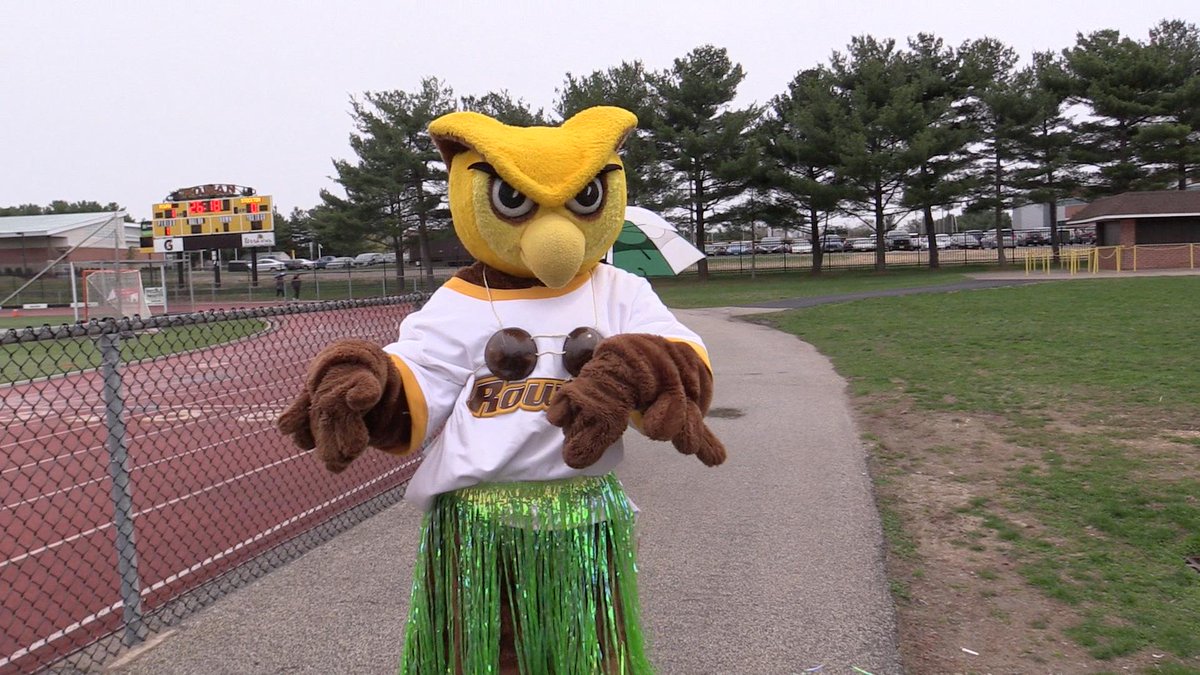 <a href="/RowanUniversity/">Rowan University</a> "Whoo RU" dressed the part during last night's <a href="/RowanWLax/">Rowan Lacrosse</a> <a href="/RUProfPack/">ProfPack</a> 1st annual #LaxLuau!