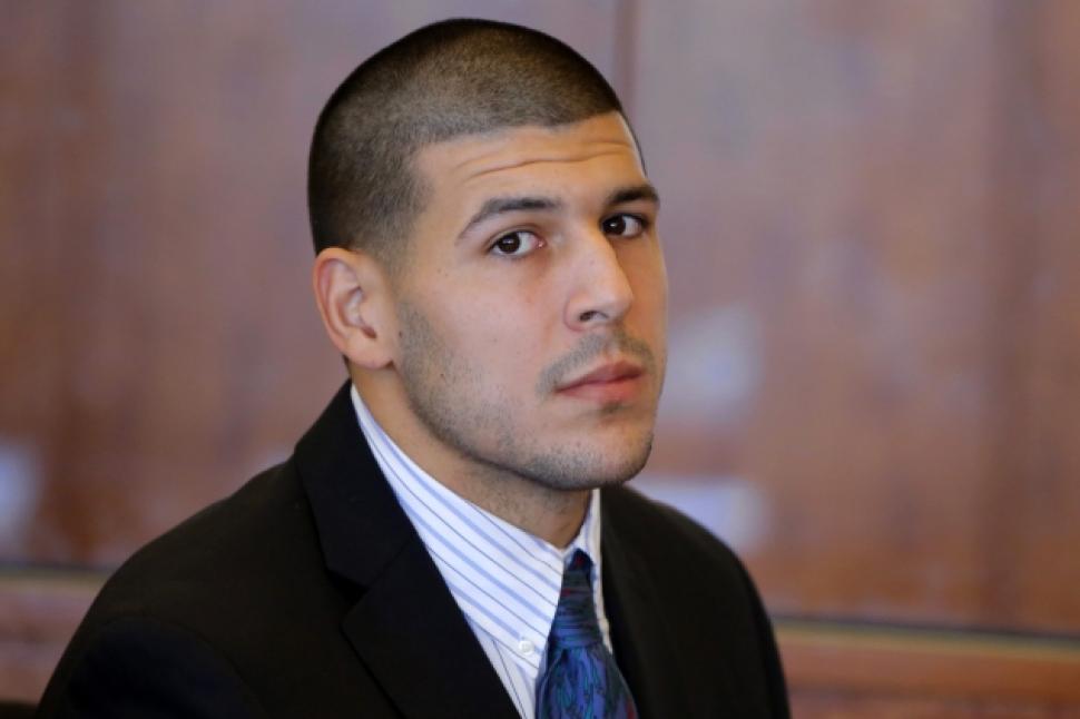 News12WC's tweet photo. #BREAKING: AP: Former New England Patriots star tight end #AaronHernandez found guilty of 1st-degree murder http://t.co/izi4njAI9q