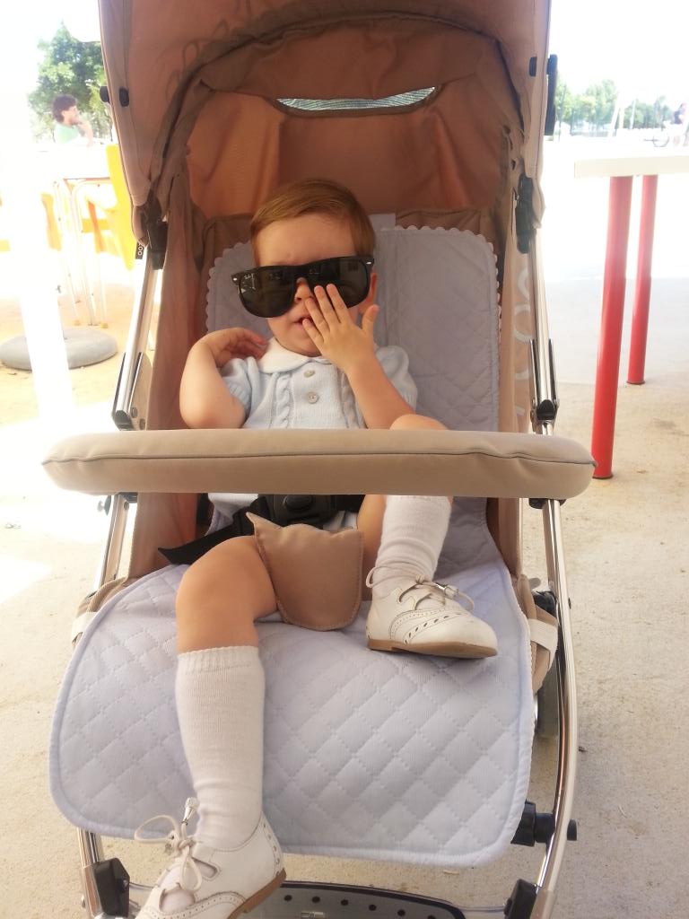 pepunt's tweet photo. 30meses lleva hugo de risas y cachondeo http://t.co/4ukqgP1WYQ