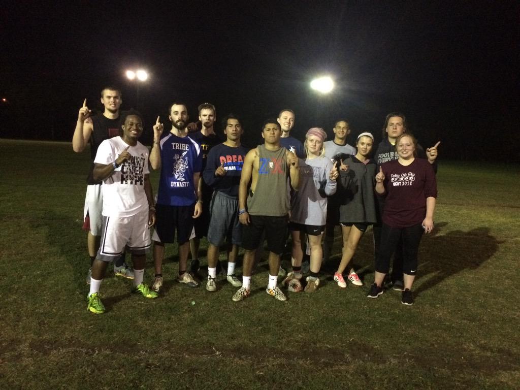 ZetaChi1992's tweet photo. With my WOES 😈 HPU intramural soccer champs. ⚽️ http://t.co/LQVYVfny0A