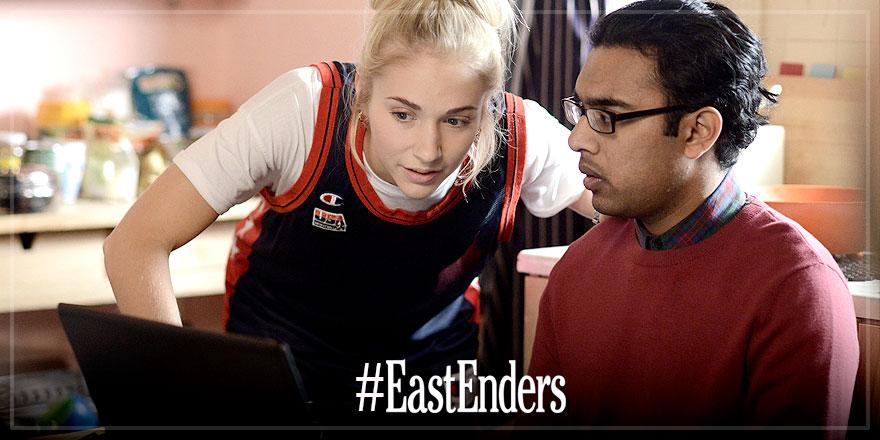 KatSlater10's tweet image. Look at this- Kat Moon is sucking off a horse on youporn the dirty rotter !!!! She'd suck the chrome off a tailpipe