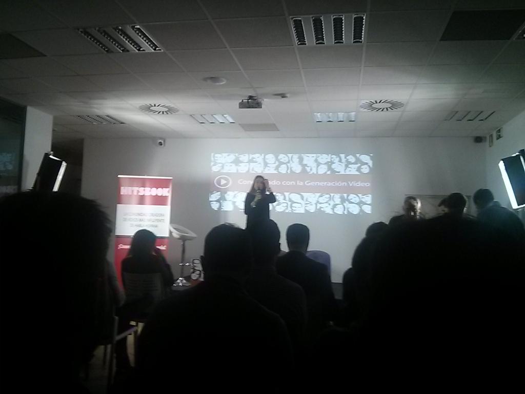 Viewinchannel's tweet photo. Hoy en Viewin no paramos! En directo desde #MIPTV en Cannes y en #GeneracionVideo #Hitsbook en Madrid! http://t.co/onkfPwZiEP