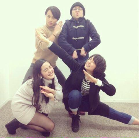 使いません Twitterren 僕らはみんな死んでいる の亜嵐くんとほののんとアリスちゃん と監督さんかな 笑 可愛すぎるやろ 笑 僕らはみんな死んでいる 白濱亜嵐 未来穂香 広瀬アリス Http T Co Bnszqm4pvs 使いません Twitterren 僕らはみんな死んでいる の亜嵐くんとほののんとアリスちゃん と監督さんかな 笑 可愛すぎるやろ 笑 僕らはみんな死んでいる 白濱亜嵐 未来穂香 広瀬アリス Http T Co Bnszqm4pvs