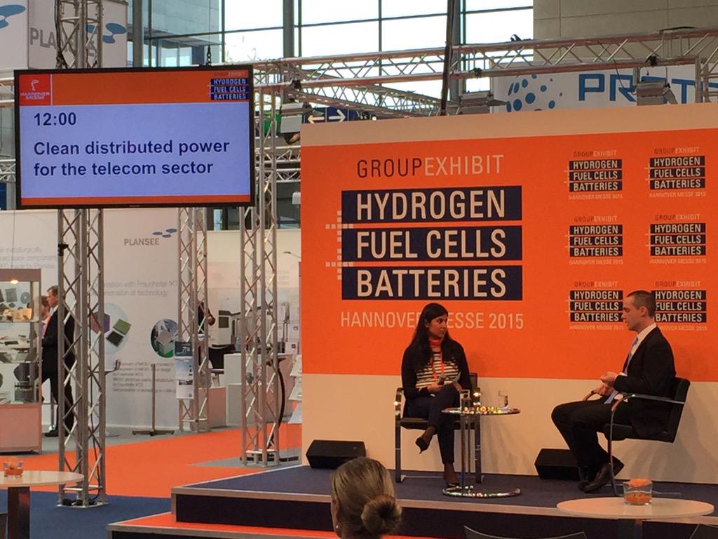 BeUpp_Nederland's tweet photo. Aaron Stevens at the Group Exhibit Open Forum discussing #distributed #power @H2FC_Hannover http://t.co/jn04wk61iu