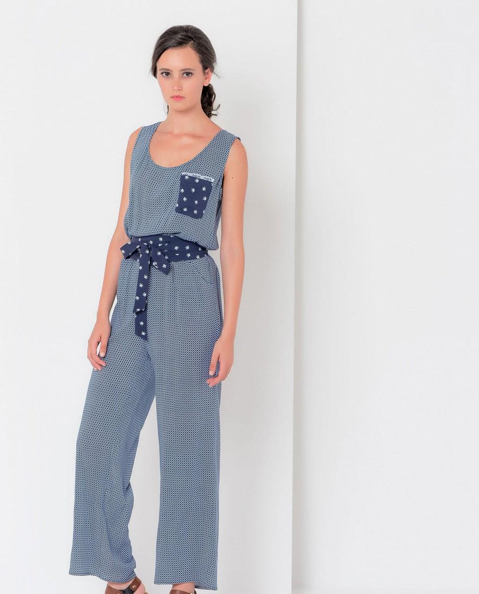 migueldeluna's tweet photo. Disponible en http://t.co/NT6eq2iO6c
#SS15 #love #blue #colorful #style #fashion #girl #model #outfit http://t.co/G72wfnUIc7