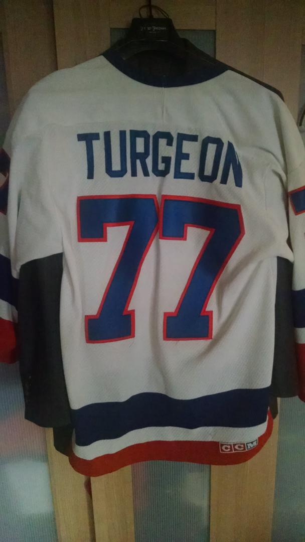 robinsjeff's tweet image. Playoffs are here.  This particular matchup has been a long time coming.  Let's Go Islanders.  #longmemory #isles