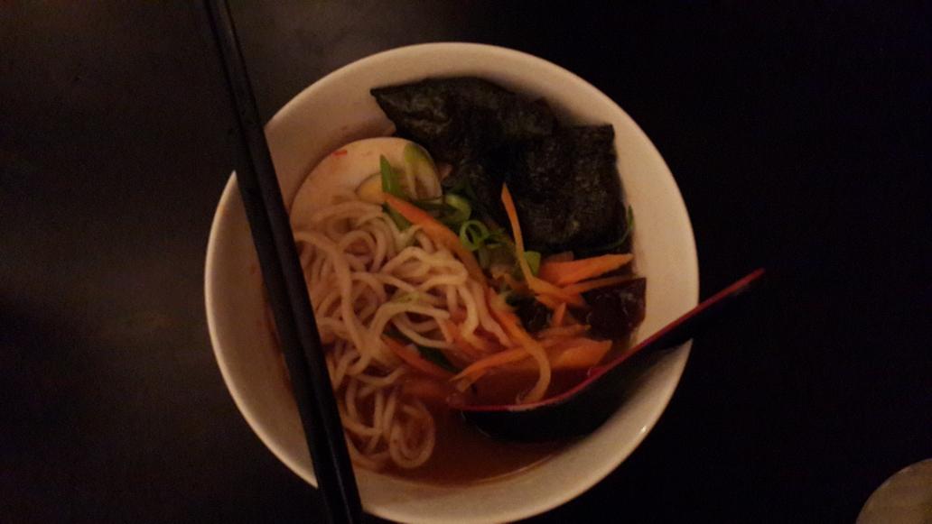 Priscarinee's tweet photo. Dinner #yagamiramenhouse #ramenbandung @ramenhouse_ http://t.co/rmfvuwwyml