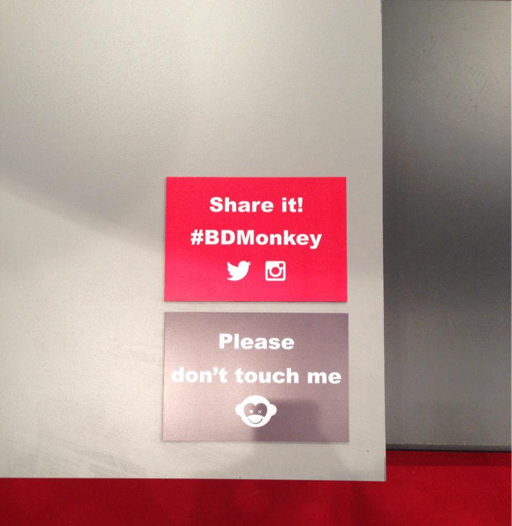 snwoppetta's tweet photo. Al #salone2015 ci sono dei cuginetti di @MagillaNetwork :D #salonedelmobile #bdmonkey http://t.co/7WUA9n7D1B