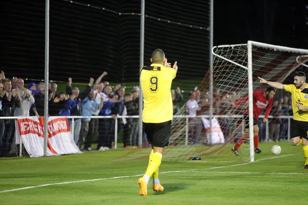 AFC Rushden & Diamonds (@afcrd) on Twitter photo Some images from last night courtesy of <a href="/diamondssnapper/">Mal Swinden</a> <a href="/TommyBerwick9/">Dexter♠</a> and <a href="/OfficialLoq/">ScottJoseph</a> combine for the opener Some images from last night courtesy of <a href="/diamondssnapper/">Mal Swinden</a> <a href="/TommyBerwick9/">Dexter♠</a> and <a href="/OfficialLoq/">ScottJoseph</a> combine for the opener