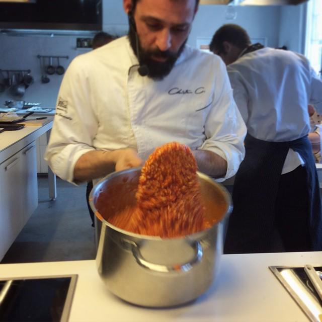 sul_luna's tweet photo. Si manteca! @costardibros @foodgeniusacad @alcortile #foodgeniusacademy #alcortile #aromic… http://t.co/fKIEysHKN3 http://t.co/Vv0w6PaVvW