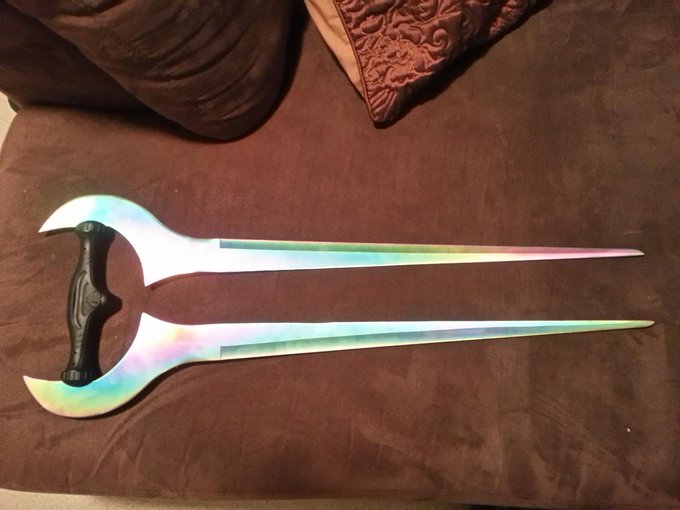 Halo Energy Sword &hearts; #NewToys http://t.co/1jrU71Ppkt<a href="/tag/newtoys"class="tags">#NewToys</a>