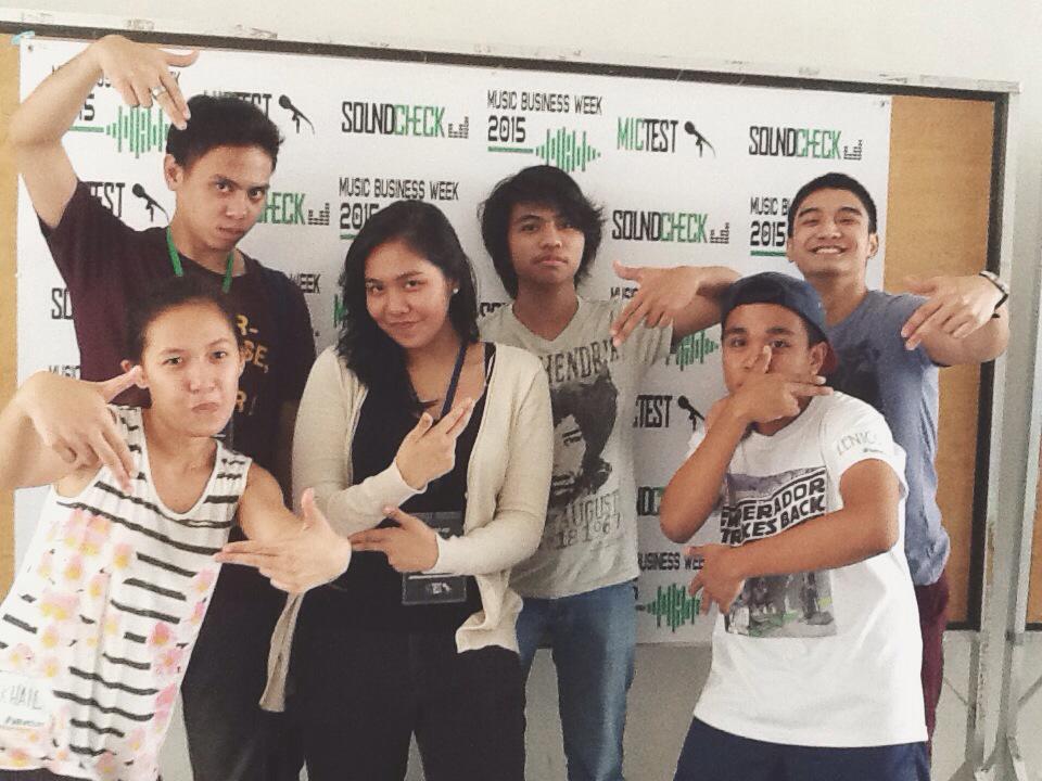hannahdelarosa's tweet photo. Brap brap @MikhailaOlores @okaymarv @lenicorncob @stephenarevalo #papaya #MBW2015 http://t.co/IIZlKkmMcm
