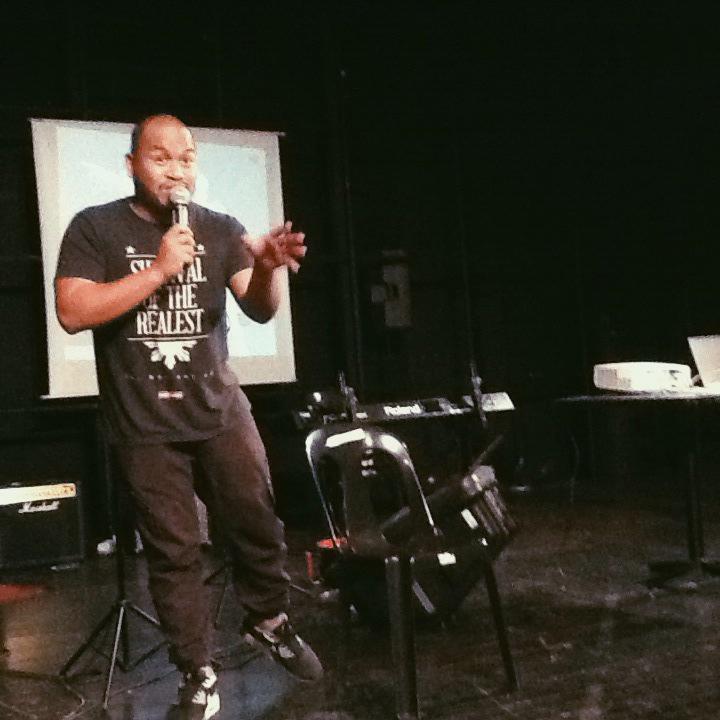 hannahdelarosa's tweet photo. Inspiring talk from @officialQUEST earlier at @musicbizweek ๐๐๐ #papaya #MBW2015 http://t.co/VzxiKowZxi
