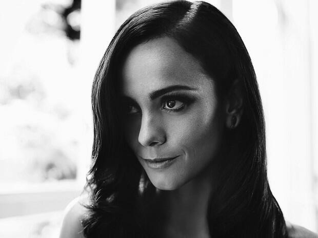 Happy Bday Alice Braga 