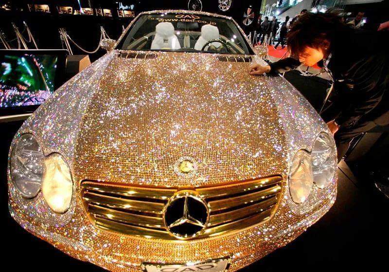 Nikunj Panchal On Twitter World S Costliest Car Purchased By Mukesh Ambani For Rs 30 Crores 3 00 000 Diamonds Fitted On The Body Of Car Http T Co Zul2nxkiz2