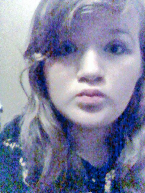 AlyssaAm97's tweet photo. Getting ready to go to school in a few minutes. :-) http://t.co/g5kLiJJ04J