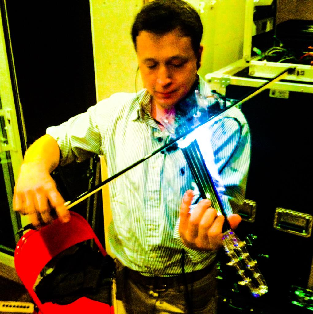 Guest electric fiddle. See RWS live this Friday, 17th April, QEH southbankcentre.co.uk/whatson/the-ra…