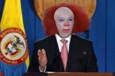 cralerman's tweet image. El verdadero payaso de Colombia....