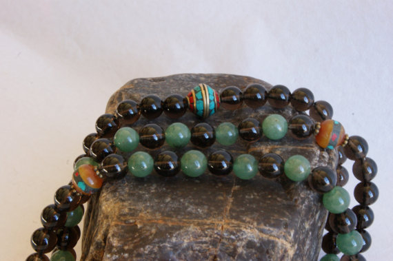 indrasnetDK1's tweet photo. #Smokyquartz &amp; green #aventurine #prayerbeads, #zen #etsy http://t.co/l15MtJpgDm http://t.co/lnDsbvtlVx