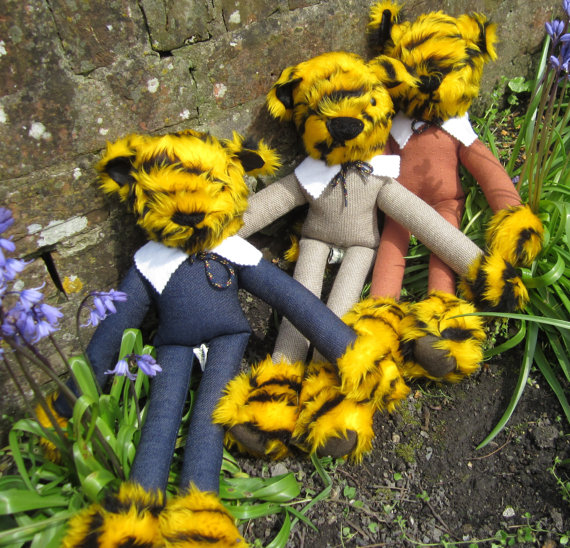 COLDHAMCUDDLIE1's tweet photo. Yellow #tiger #long-legged plush, #etsy http://t.co/1cl7CQgWWP http://t.co/cXi3YfqK2v